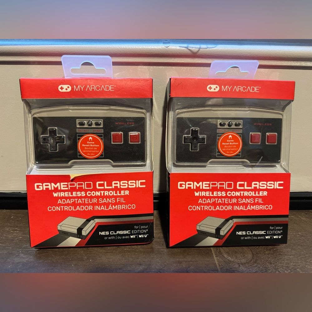Arcade Gamepad Classic Wireless Controller - Black & Red Packaging